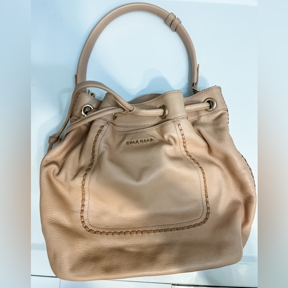 Cole Haan Handbags - Cole Haan vintage leather satchel